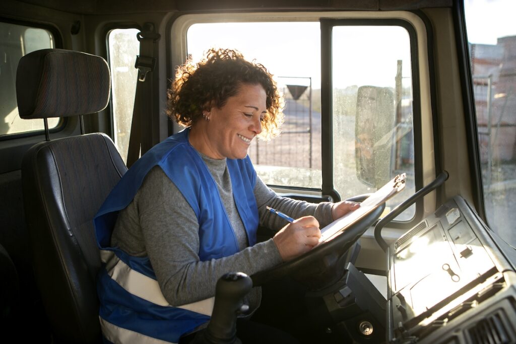 How to Choose a Reliable Towing Service 1 Professional truck driver